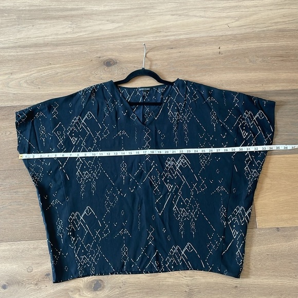 Eileen Fisher Black & White Marrakesh Printed Silk Tencel V-neck Blouse Size S - Picture 12 of 13
